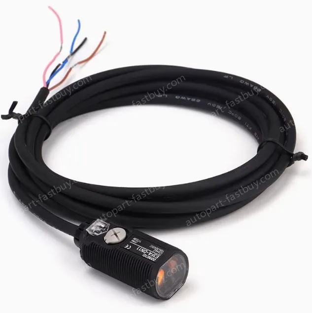 M12 plug-in type Diffuse reflection photoelectric switch,10-30VDC 3-wire proximity switch E3FA-DN24