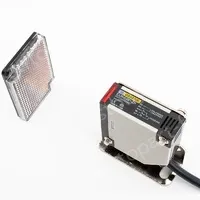 Retroreflective photoelectric switch E3JK-R4M1-ZH 12-24VDC 5 wires Sensing distance 4m