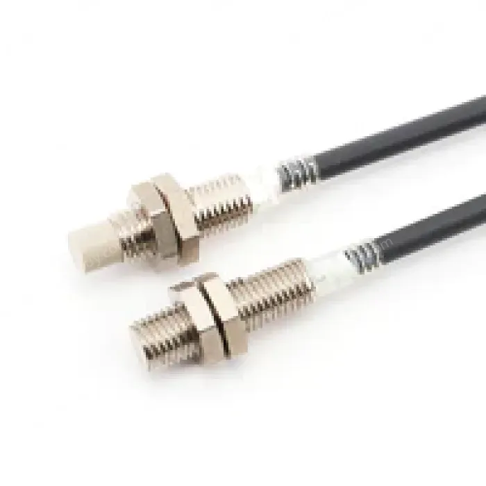 M8 Shield Inductive proximity switch E2E-X1R5E2-Z 2M